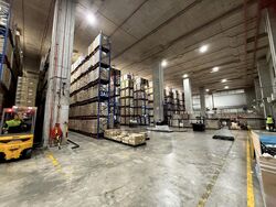 Jalan Buroh (D22), Warehouse #578701391